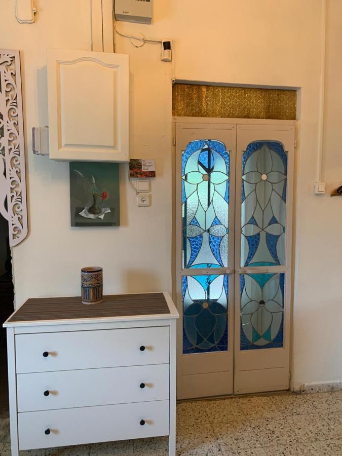בית האבן העתיק מ-1885 עם מגונית פרטית בחצר Roš Pina Exteriér fotografie